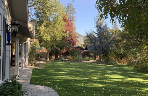 Lewiston House | Unlimited recreation access to the Trinity River, Alps, Trinity & Lewiston Lake