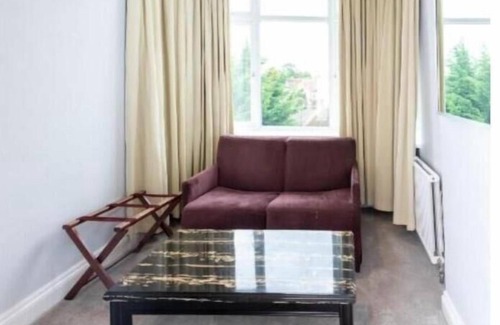 Langley Marish Hotel | Uno Hotel Heathrow Windsor
