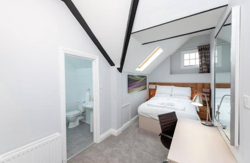 Langley Marish Hotel | Uno Hotel Heathrow Windsor