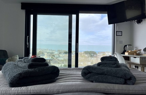 St Ives House | Uno - St Ives