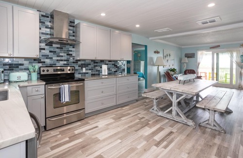 Laguna Beach House | Unobstructed Gulf view for 6-8 & on-site golf cart rental! Direct path to beach.