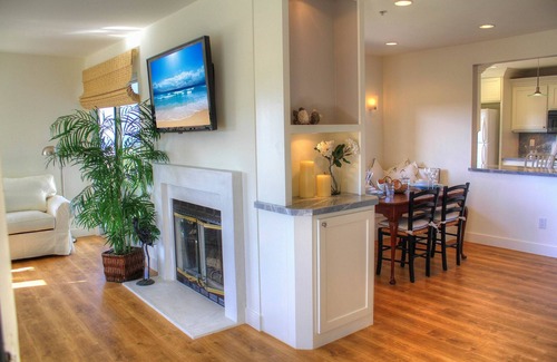Monarch Beach Condo | UNOBSTRUCTED OCEAN-GOLF Views, step in shower, KING bed, garage,quiet, private