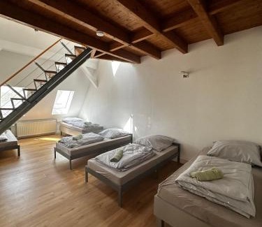 Nordfront House | Unterkunft Mozart Magdeburg
