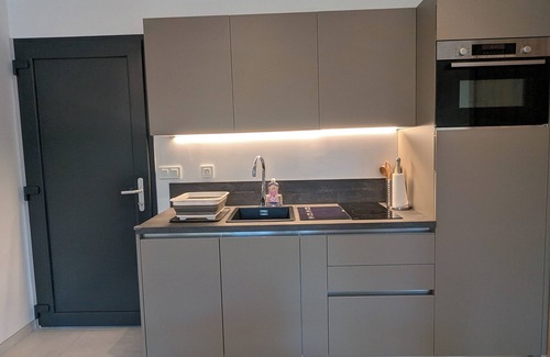 Les Maillans Apartment | Unusual and wellness "Appart" Heated pool & private Jacuzzi - Côte d'Azur