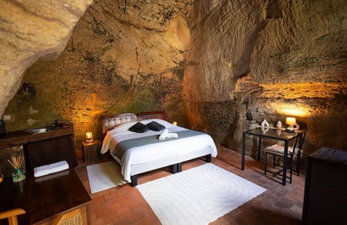 Doue-la-Fontaine House | Unusual Getaway in a Troglodyte Home