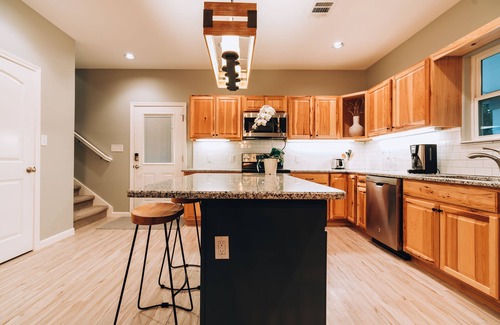 Dripping Springs House | Unwind at “Ranch” (2 of 2 homes TyRosa Ranch) Near wineries and venues 5 acres