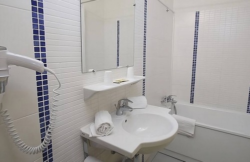 Six-Fours-les-Plages Hotel | Unwind in Style in Six Fours Les Plages! Pets Allowed!