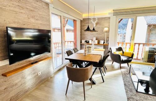 Benasque Apartment | UP BENASQUE FLOR de NIEVE