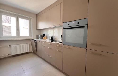 Oerlikon Apartment | UP&GREAT - Cozy 3BR Combi Apartment