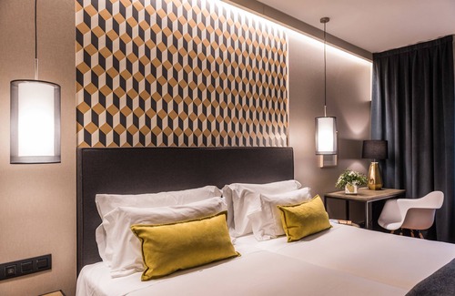 Vic Hotel | Up Rooms Vic Hotel