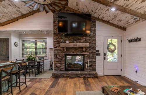 Linville House | Up the Creek
