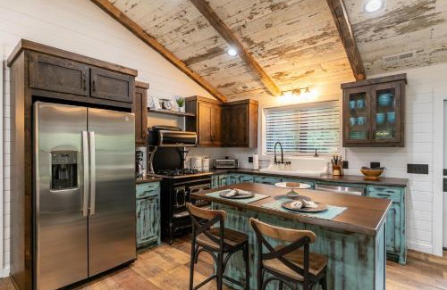 Linville House | Up the Creek