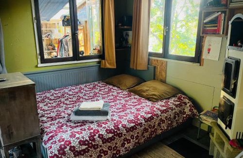 Millau Ski Chalet | UpCycling Cabane Experience