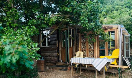 Millau Ski Chalet | UpCycling Cabane Experience