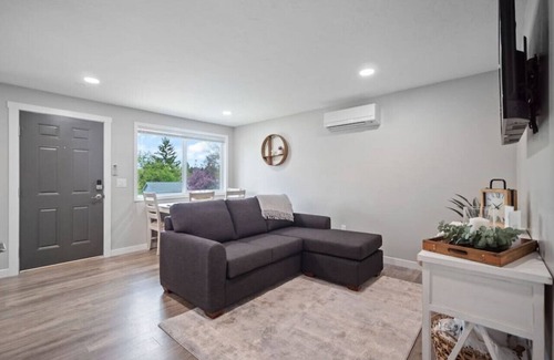 Spokane Valley Apartment | Update 2 bedroom apartment Great Valley Location