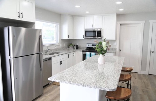 Logan House | Updated 4-bedroom home centrally located in Logan