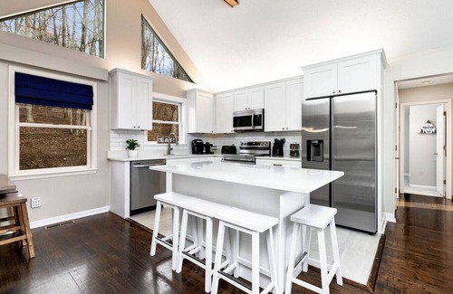 Afton House | Updated 4Br 151 Brew/Wine Trail/Veritas/Hike