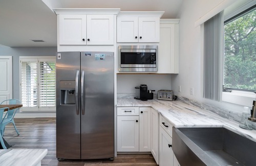 Johns Island House | Updated 4BR North Beach Cottage Close to Beach! Pet Friendly! Amenity Cards!