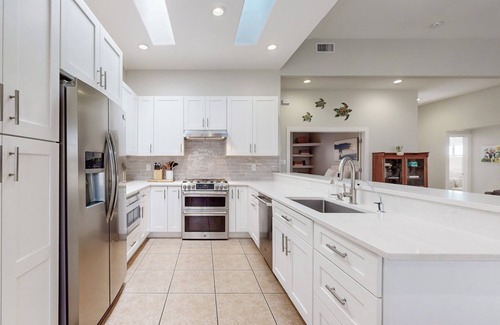 Northeast Heights House | Updated and Well Stocked Albuquerque Home in a Lovely and Quiet Neighborhood!
