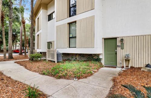 North Forest Beach Apartment | Updated Beach Villa 2 bd 2 ba just steps 2 sand