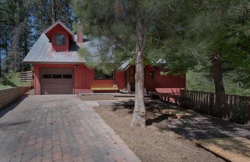 McCall House | Updated Cabin HotTub Firepit Decks nr Shore Lodge