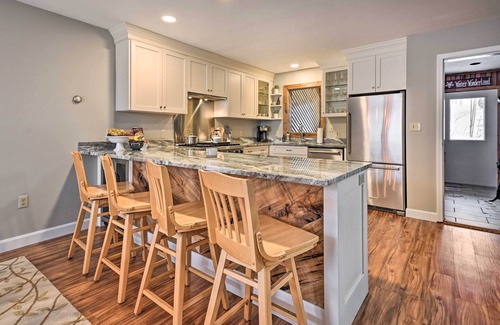 East Burke Condo | Updated Condo Next to Burke Mountain Bike Trails!