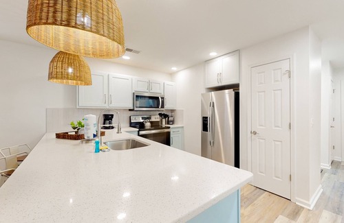 Carolina Forest Condo | Updated condo with screened porch & shared pool - near golf/beach/shops