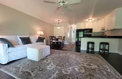 Surfside Beach Condo | Updated Cozy Condo: 15 minutes from Surfside Beach