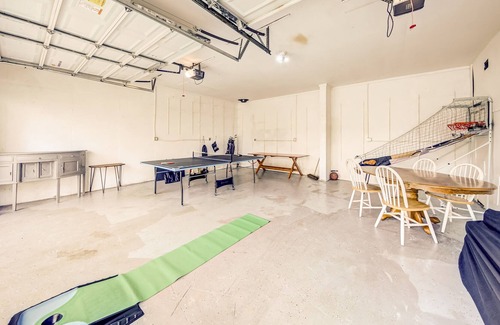 Blairsville House | Updated dog-friendly house & studio with firepit - walk to town