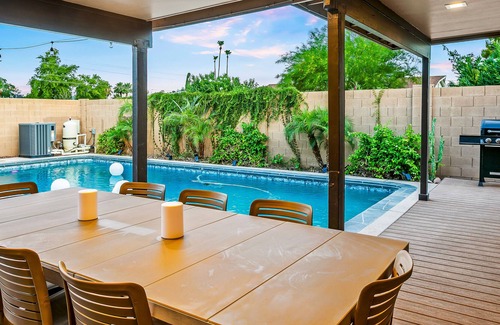 Pointe Scottsdale House | Updated, dog-friendly home with pool, putting green, fire pit, lanai, & WiFi
