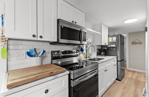 Surfside Beach House | Updated Family-Friendly Ocean Lakes Beach House
