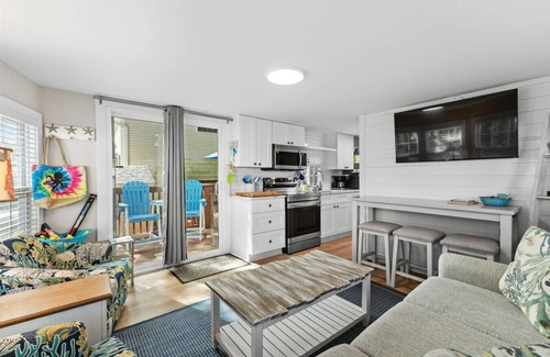 Surfside Beach House | Updated Family-Friendly Ocean Lakes Beach House