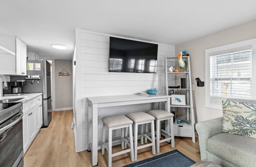 Surfside Beach House | Updated Family-Friendly Ocean Lakes Beach House