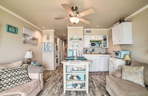 North Beach Condo | Updated Front Beach Condo w/Resort Amenities!