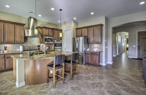 Montecito in Estrella House | Updated Goodyear Escape: Remote-Work Friendly