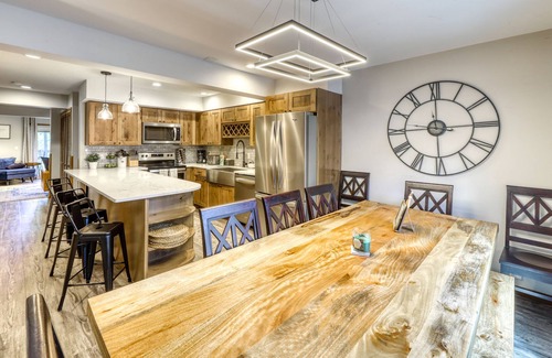 Baldy Mountain House | Updated gorgeous townhome, just 3 miles to Breckenridge - end of season pricing