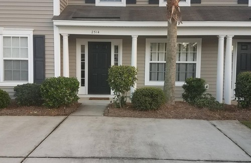 North Charleston House | UPDATED: Great Location in the Heart of Charleston, SC. Welcome Travelers!