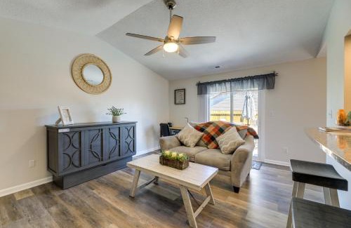 Hubert House | Updated Hubert Vacation Rental 5 Mi to Beaches!