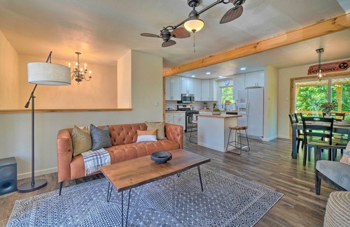 Cedar Bluff House | Updated Knoxville Home w/Media Room + Patio!