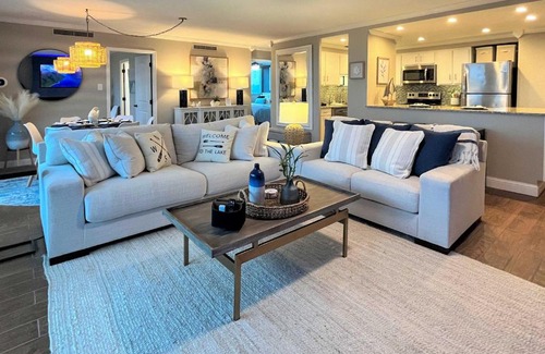 Mid America Apartment | Updated Lake Daze Condo with Amazing Pool!