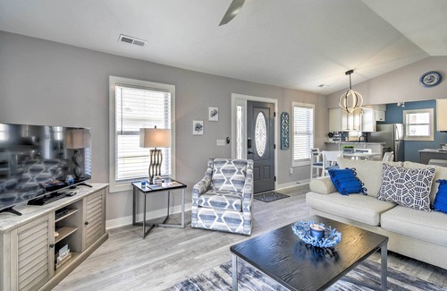 Myrtle Beach Cottage | Updated Myrtle Beach Cottage w/Shared Pool!