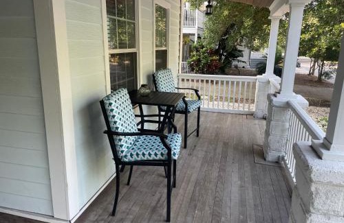 Lincolnville House | Updated Red Door Revival in Downtown Saint Augustine