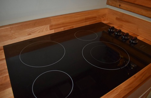 Carrabassett Valley Condo | Updated retreat minutes from Sugarloaf