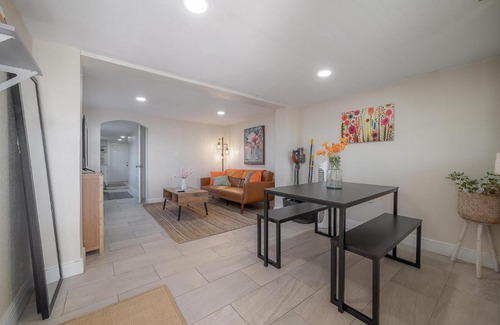 St. Petersburg - Clearwater Apartment | Updated St Pete Apartment at The Urban Standard 4