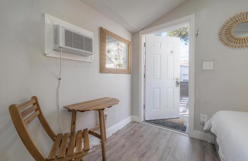 St. Petersburg - Clearwater Apartment | Updated St Pete Studio at The Urban Standard 8