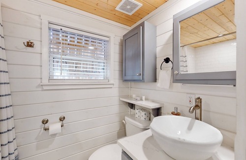 Clarkesville House | Updated tiny home with two living rooms, fireplace, grill, & games - near hiking