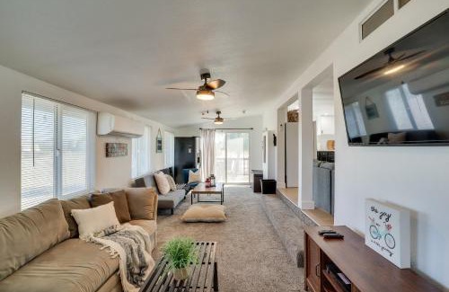 Topock House | Updated Topock Home with Deck and Fire Pit!