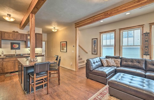 Red Lodge House | Updated Townhome w/Hot Tub - Walk to Downtown!