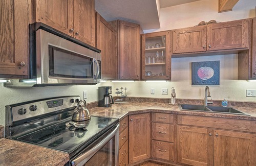 Red Lodge House | Updated Townhome w/Hot Tub - Walk to Downtown!