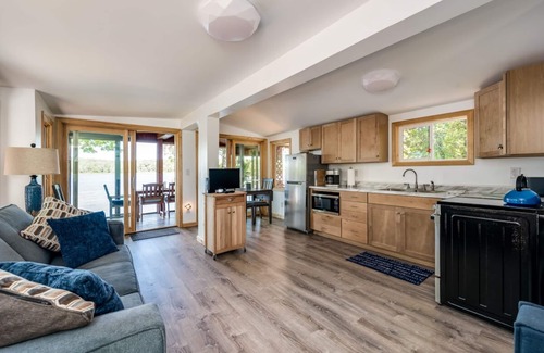 Gilmanton House | Updated Waterfront house on Lake Shell Camp, with lake views, dock & WiFi